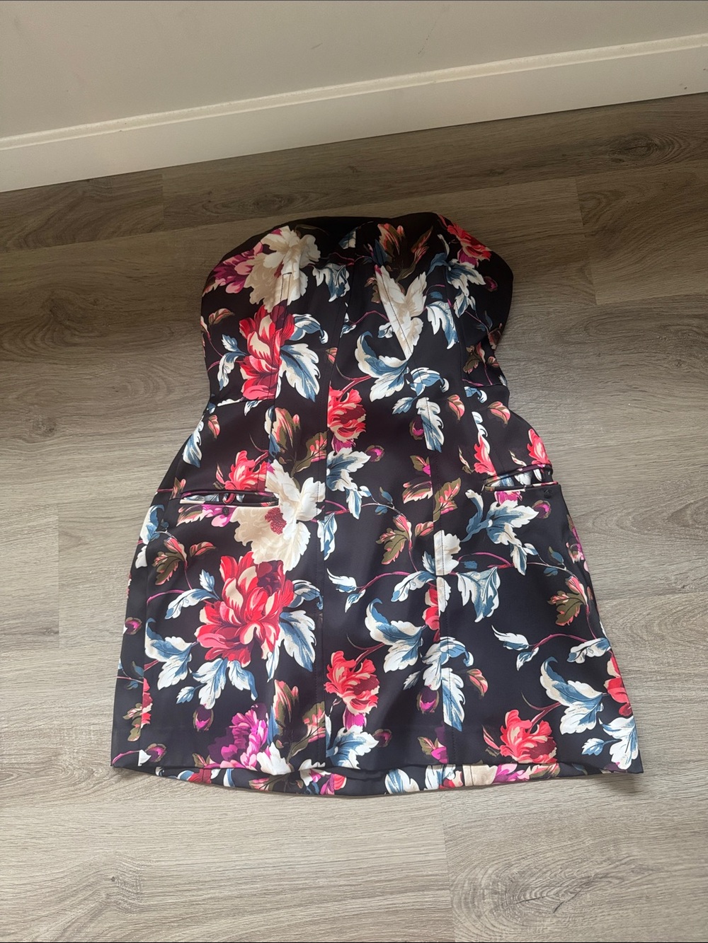 Floral Strapless Black Mini Dress - Elegant Garden Print